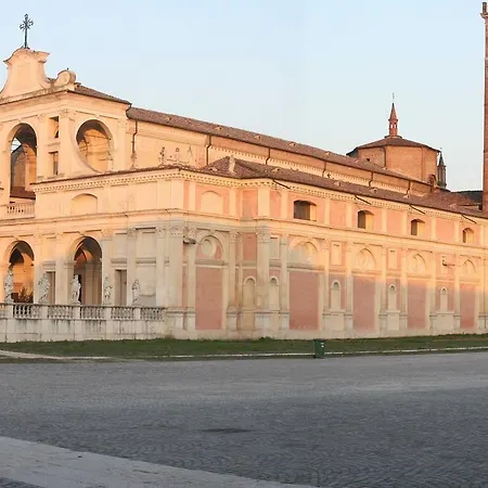 Polirone 3*